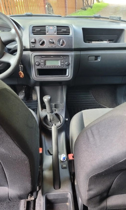 Skoda Fabia cena 12000 przebieg: 444500, rok produkcji 2011 z Tarczyn małe 137